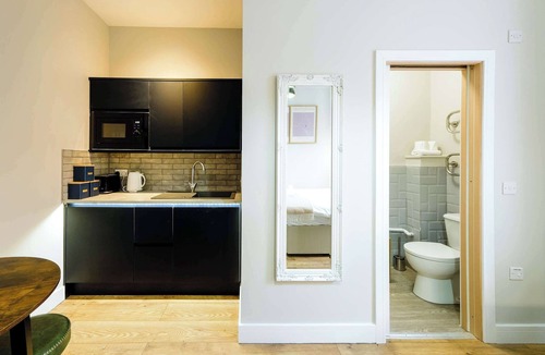 Bradley Stoke Apartment | The Willow - Studio 13