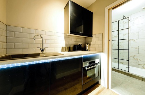 Bradley Stoke Apartment | The Willow Studios - Flat 1