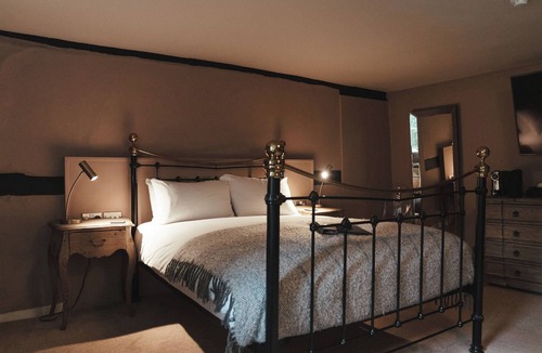 Tenterden Hotel | The Woolpack Hotel
