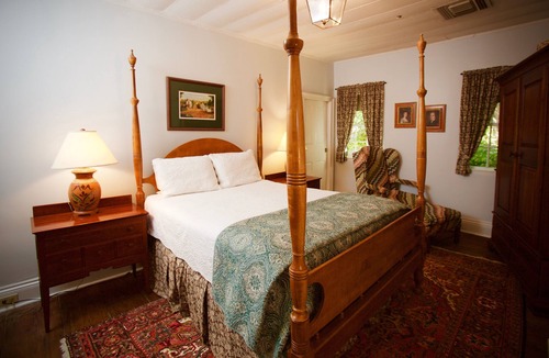 Winston - Salem Bed & Breakfast | The Zevely Inn