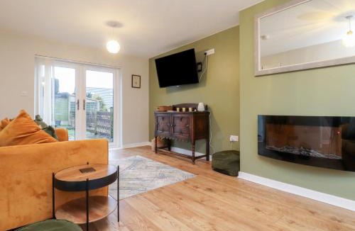 Worsthorne House | Thieveley Pike View