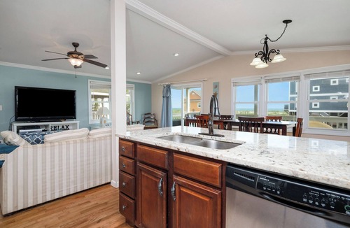 Long Beach House | This Is It: Great 2nd Row House with Views!