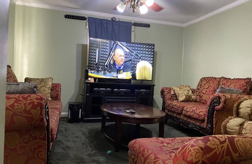 Winston - Salem House | Three bedroom 5 minutes to state university & town, 10 min to baptist hospital