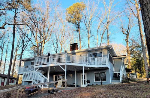 Mount Gilead House | Tillery/Badin Lake Retreat! Lake life minutes from golf, hiking, & mt biking