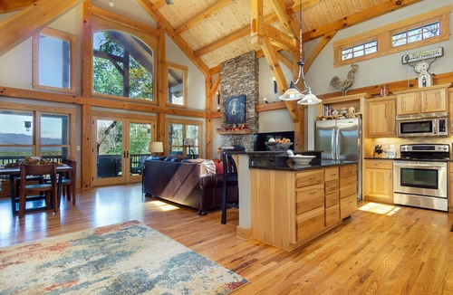 Old Fort House | Timber Hideaway | Pet-Friendly Timber Frame Home with Hot Tub & Views!