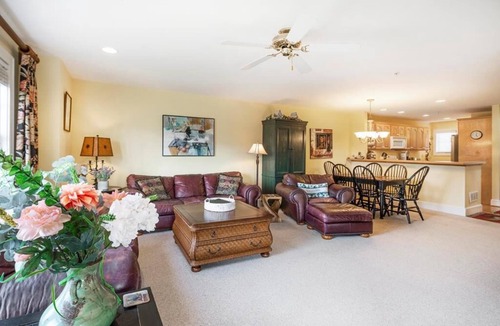 Foscoe Resort | Timbers G-1- Mountain Condo, Gated Resort, Indoor/Outdoor Pools and Hot Tub, Fitness Area, Fishin.