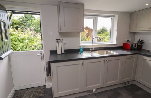 Warton House | Timekeeper’s Cottage in Warton
