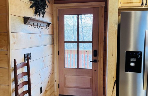 Tullahoma Cabin | Tims Ford Lake Escape - Turkey Creek Cabin #2 with Boat Access.