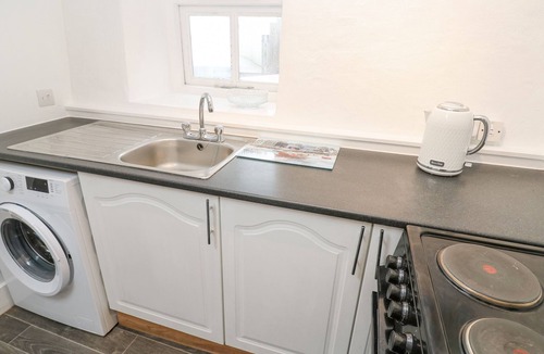 Penryn Cottage | TOADSTOOLS, pet friendly, character holiday cottage in Penryn