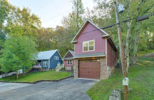 Smithville House | 'Tookies Retreat' Walk to Mairina! Home w/Hot Tub