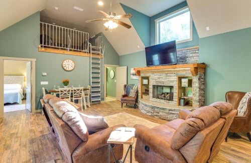 Smithville House | 'Tookies Retreat' Walk to Mairina! Home w/Hot Tub