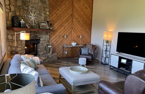 Sugar Mountain Condo | 'Top Shelf Sugar' - Private and Beautifully Decorated