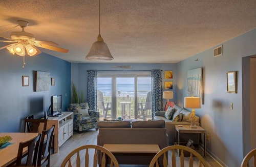 Sneads Ferry Condo | Topsail Dunes 3108| Community Pool | Oceanfront Condo Complex