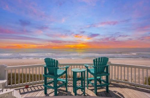 North Topsail Beach House | Topsail Treasure's - Oceanfront Luxury Spa Pool