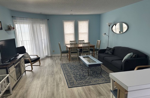 McCutcheon Field Condo | Topsail Turtle Nest — Ocean front 3 bedroom @ Villa Capriani