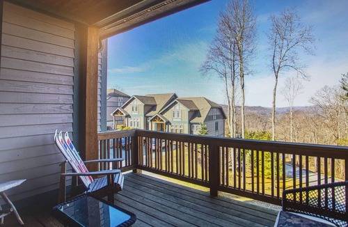 Banner Elk House | Townhome Nov.App State football &Holiday bookings nowavailable. Sleeps 8 Echota