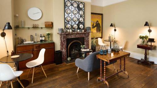 Exeter House | Townhouse Exeter