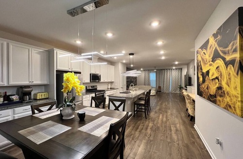 Durham House | TPV-The One-Villa By RDU w/Indoor Heated Pool-Gym