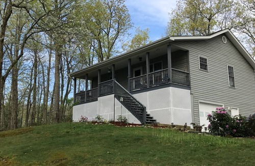Hendersonville House | Trails & Tranquility: Unwind in Our Blue Ridge Mountain Haven!
