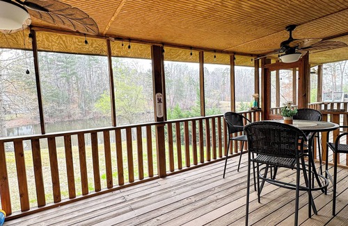Mount Gilead House | Tranquil Lake Life Getaway @ Lake Tillery - Pet Friendly! Lake Community