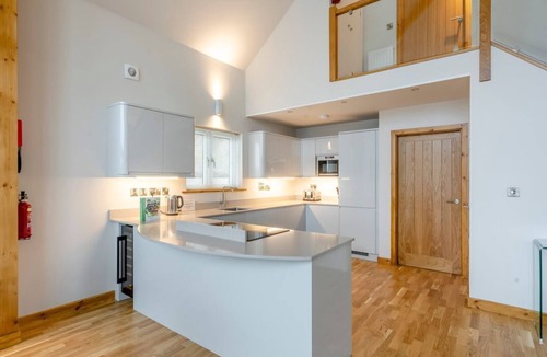 Tewitfield Cabin | Tranquillity 4 (Pet), Carnforth