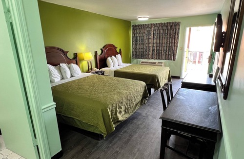 Winston - Salem Hotel | Travelers Inn