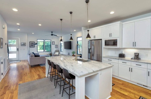 Chestnut Hill House | Trendy WeHo Home | Near DT Nashville!