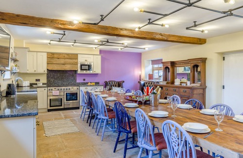 Burslem House | Trent Barn - Eight Bedroom House, Sleeps 16