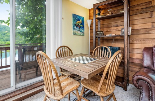 Sugar Mountain Condo | Tri-level townhouse on golf course w/views of pond, close to ice skating/tubing