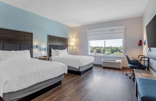 Gastonia Hotel | Tru by Hilton Gastonia