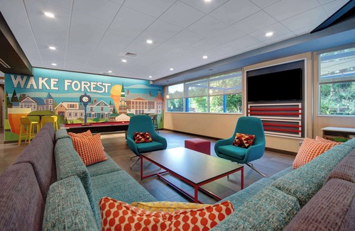 Wake Forest Hotel | TRU BY Hilton Wake Forest Raleigh North