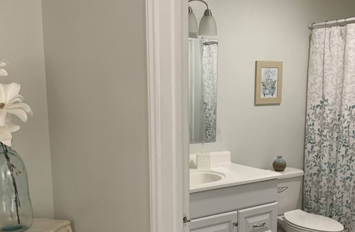 East Bend House | Two bedroom Cottage near Winston Salem