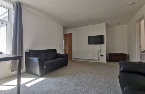 Aber Valley Apartment | Two bedroom flat self contained above our quiet little gift shop, Caerphilly