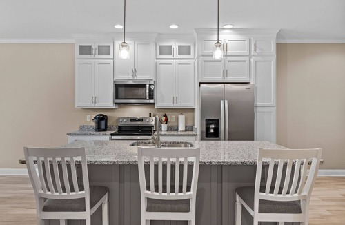 Morehead City House | Two bright townhomes in the heart of the action with fast WiFi, W/D & balcony