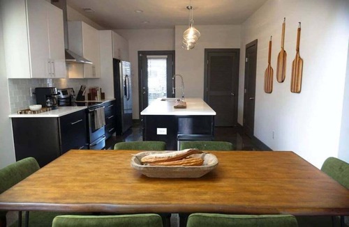 Chestnut Hill House | Two Homes | Sleeps 20 | 12 Beds | Hot Tub