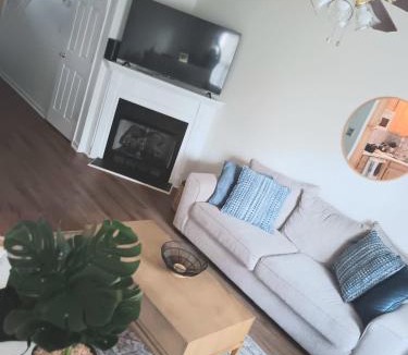 Paw Creek Apartment | Two Master Bedroom Townhouse!