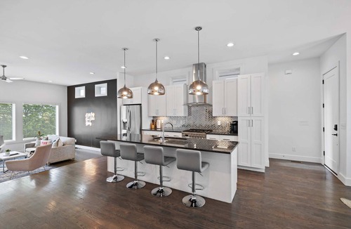 Berry Hill House | Two Nashville Homes - 8 Beds & Huge Space!