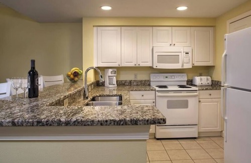 Hilton Head Island Resort | Two Rooms: 2BR Vacation Retreat w/Resort-Style Amenities, Dining and Activities