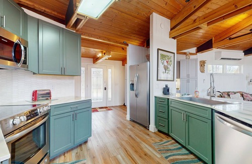 Franklin House | Two-story, dog-friendly home with two kitchens, central AC, & gas fireplaces