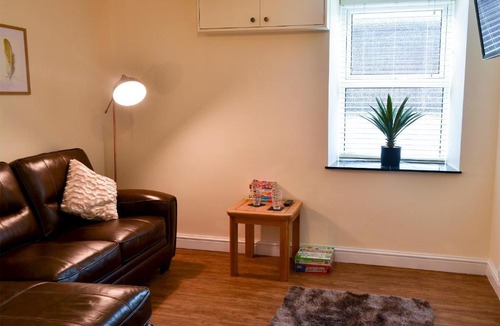 Cwmtirmynach House | Tyddyn Eli