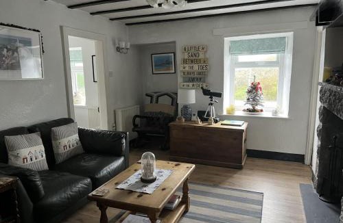 Rhosneigr House | Tyddyn Serri