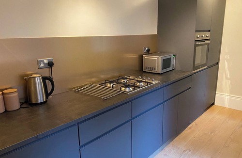 Tynemouth Apartment | Tynemouth apartment in superb location overlooking the river. Dog friendly