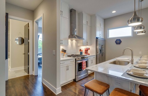 Nashville House | Ultimate Rooftop Double Games BBQ Skyline Views