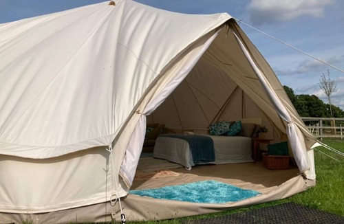 Woodlands Apartment | Unique Bell Tent Village