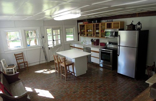 James City Cabin | Unique Restored Barn Rental Perfect for Families near the Croatan National Forest, NC