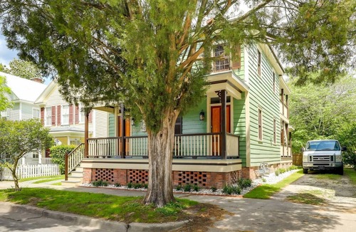New Bern House | Unit B | Victorian Vacation Rental In Downtown!