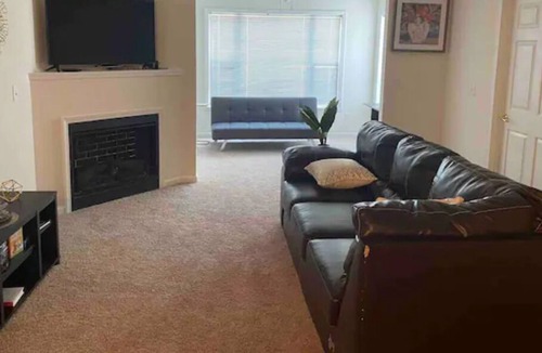 University Place Apartment | University Condo by the Lake, PNC & UNC-Charlotte - 2B 2 Ba