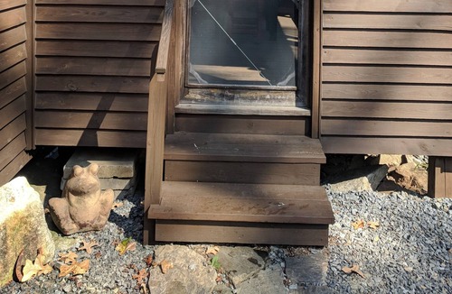 Traphill Apartment | Unwind in an antique, former general store near Stone Mtn. St. Park, NC