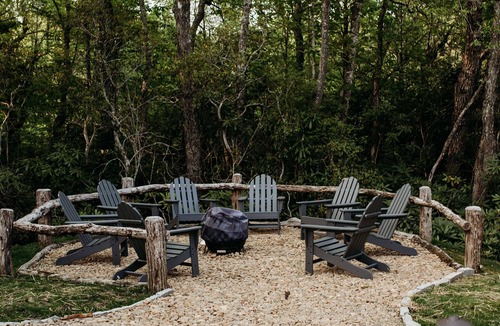 Newland House | Unwind in Nature's Solitude: Discover our mountain farmhouse getaway