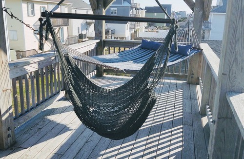 Ocean City Beach House | "Up to Camp" at the beach! n3/2.5 plus screened-porch, 3 story deck, & rec room